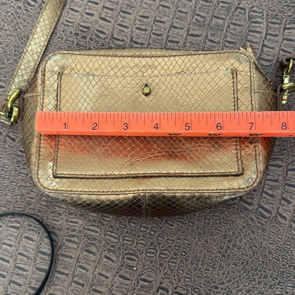 Madewell Metallic Gold Crossbody Bag Adjustable Strap Leather Small - Picture 15 of 16